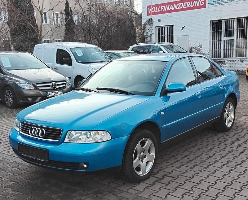 Blau Gebraucht 2000 Audi A4 Limousine | 2.950 € (Etwas zu teuer) - Bild 1/4