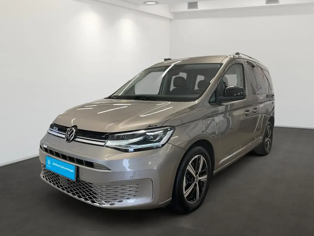 Gebraucht VW Caddy Style 150 PS (110 kW) 2025 Beige Van / Kleinbus