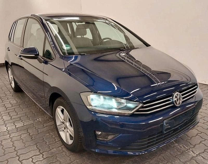 Blau Gebraucht 2017 VW Golf VII Comfortline Limousine | 15.790 € (Etwas zu teuer) - Bild 1/4