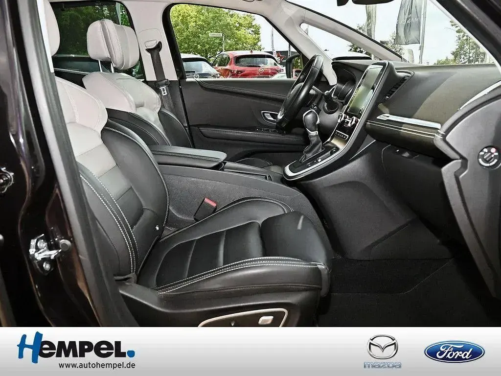 Gebraucht Renault Scénic IV Initiale Paris 163 PS (119 kW) 2018 Schwarz Van / Kleinbus