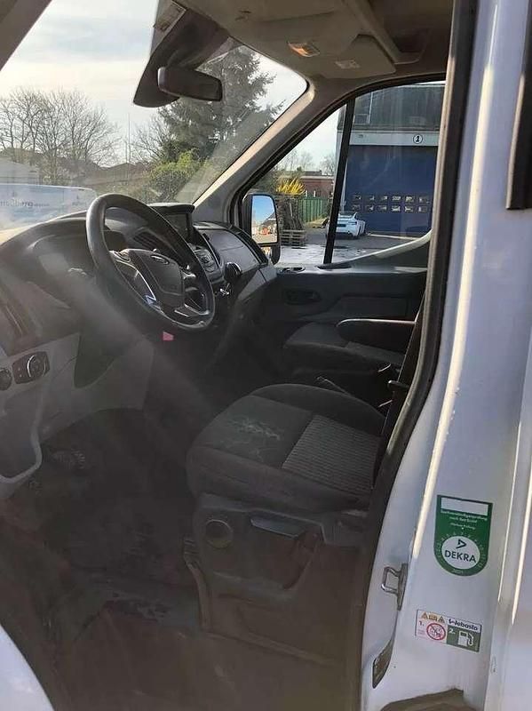 Gebraucht Ford Transit 105 PS (77 kW) 2018 Weiß SUV
