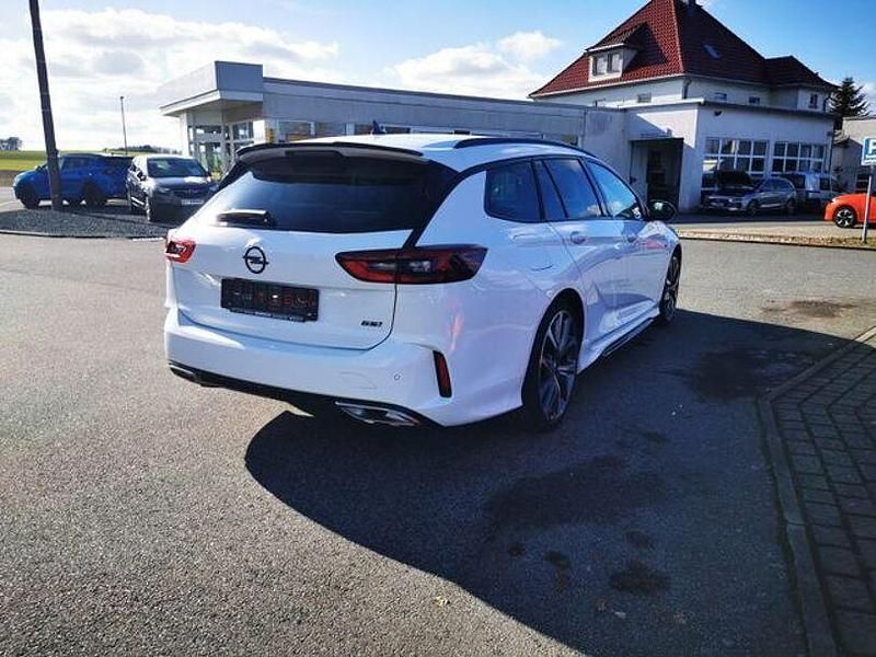 Gebraucht Opel Insignia 230 PS (169 kW) 2022 Jade weiss/arktis weiss Kombi