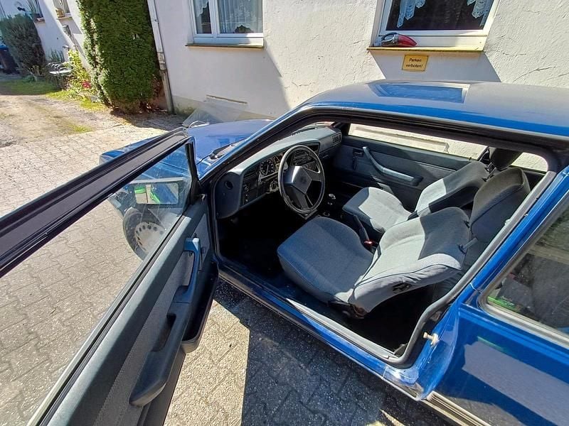 Gebraucht Opel Ascona 75 PS (55 kW) 1988 Blau Limousine