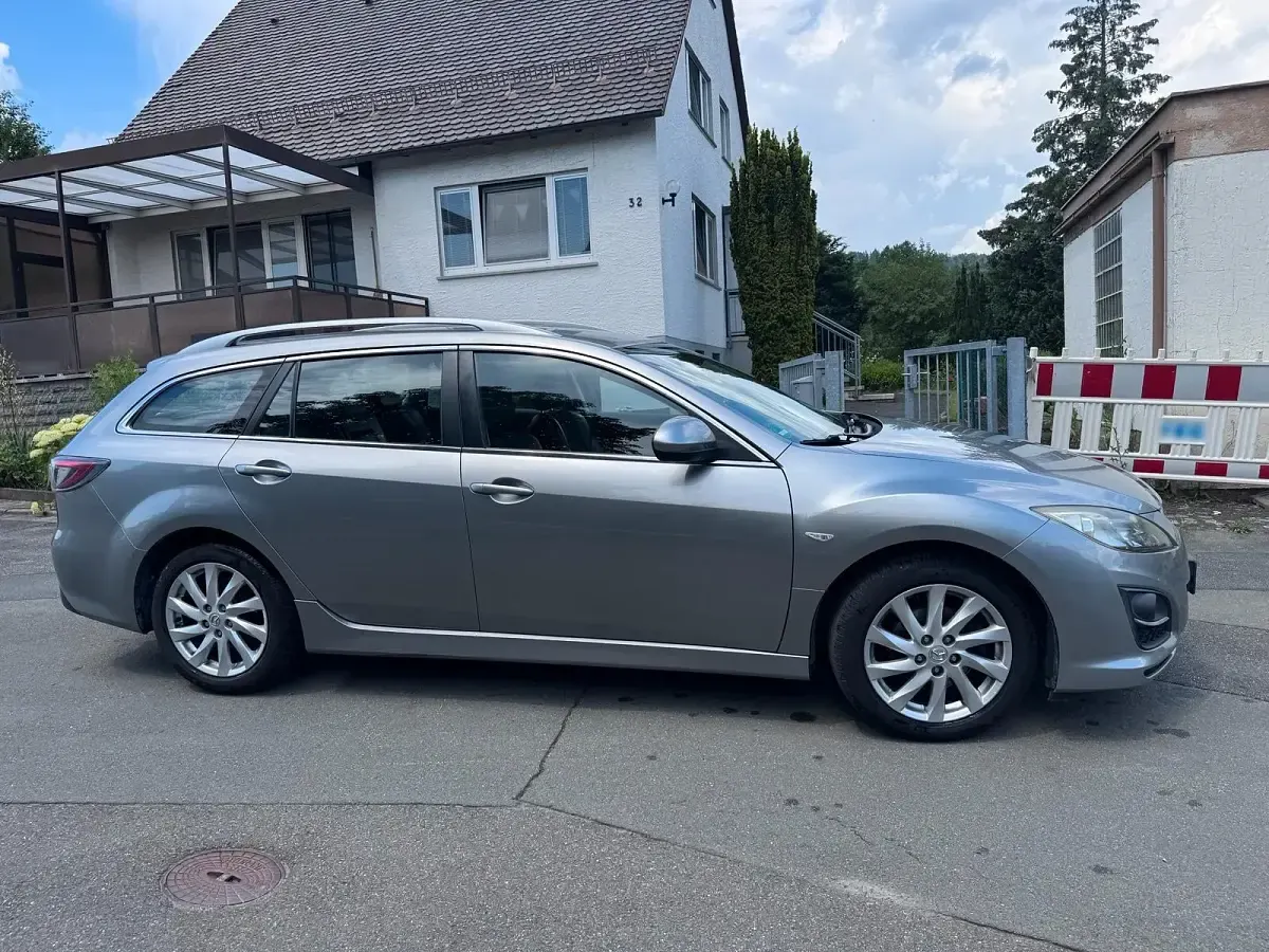 Gebraucht Mazda 6 150 PS (110 kW) 2011 Silber Limousine