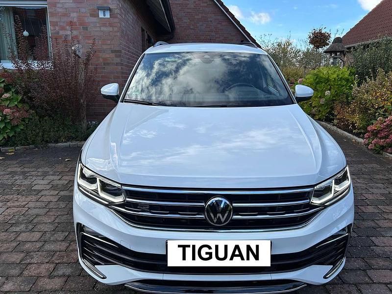 Weiß Gebraucht 2022 VW Tiguan R-line SUV | 33.500 € (Fairer Preis) - Bild 1/4