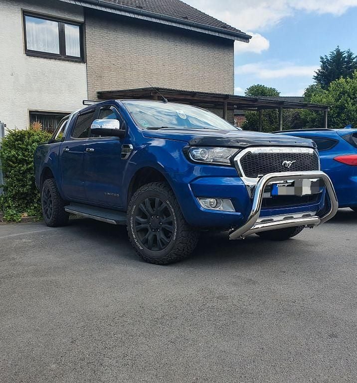 Gebraucht Ford Ranger 200 PS (147 kW) 2017 Blau Abholung