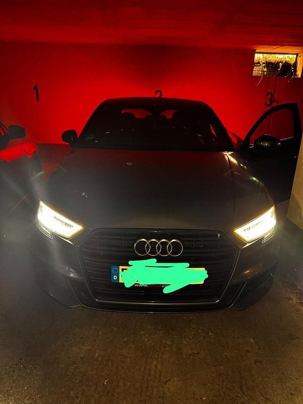 Gebraucht Audi A3 S-Line 150 PS (110 kW) 2017 Grau Limousine