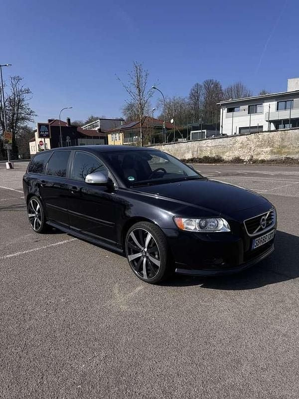 Gebraucht Volvo V50 R-Design 114 PS (83 kW) 2012 Kombi