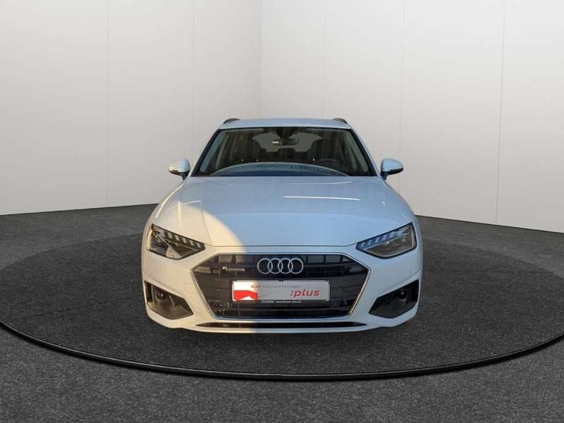 Gebraucht Audi A4 Design 204 PS (150 kW) 2021 Weiss Kombi
