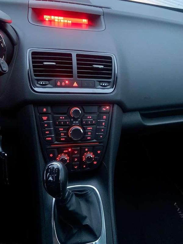 Gebraucht Opel Meriva Edition 120 PS (88 kW) 2011 Grau Van / Kleinbus