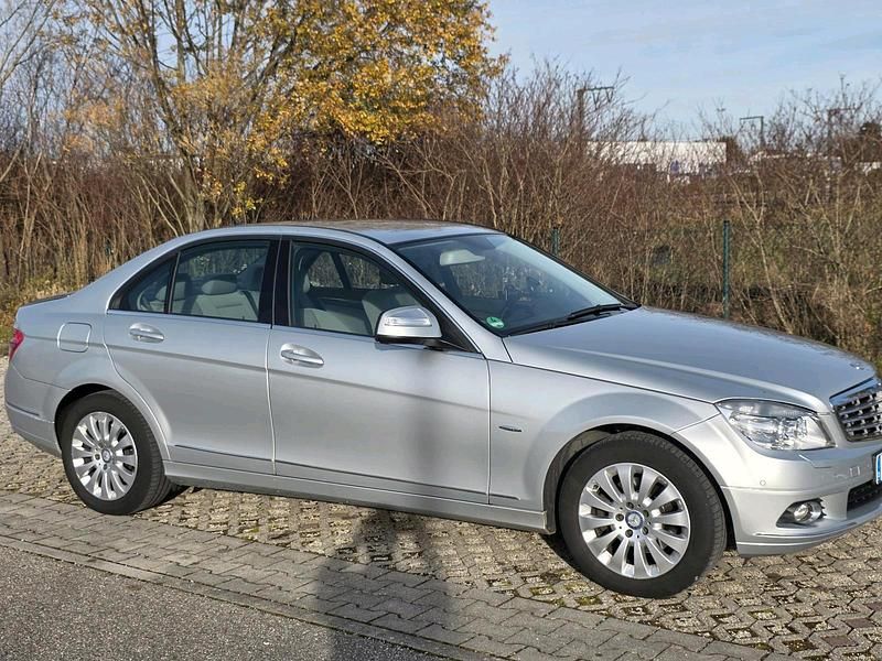 Gebraucht Mercedes C200 184 PS (135 kW) 2007 Silber Limousine