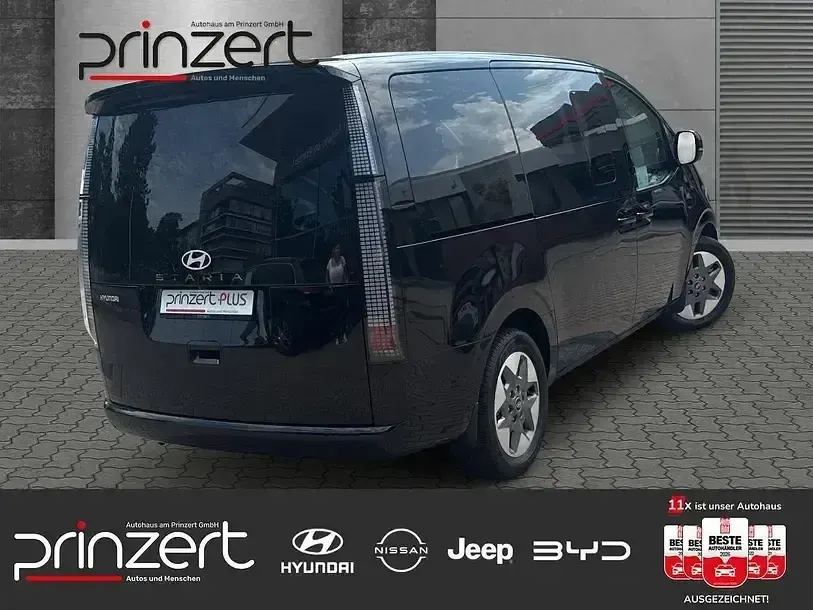 Gebraucht Hyundai Staria Prime 225 PS (165 kW) 2025 Abyss black / mic Van / Kleinbus