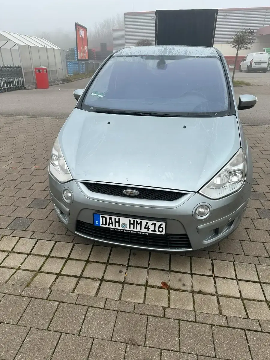 Gebraucht Ford S-MAX S 140 PS (102 kW) 2009 Silber Van / Kleinbus