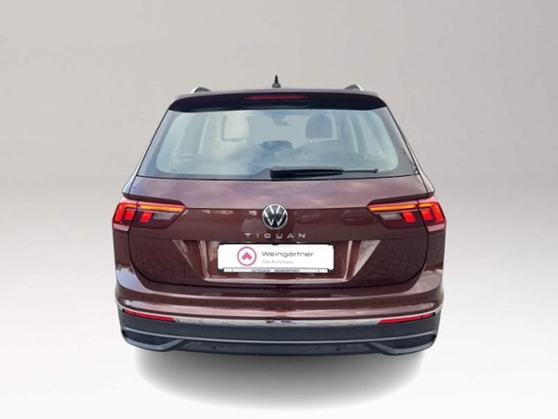 Usado VW Tiguan 150 HP (110 kW) 2021 Castanho SUV