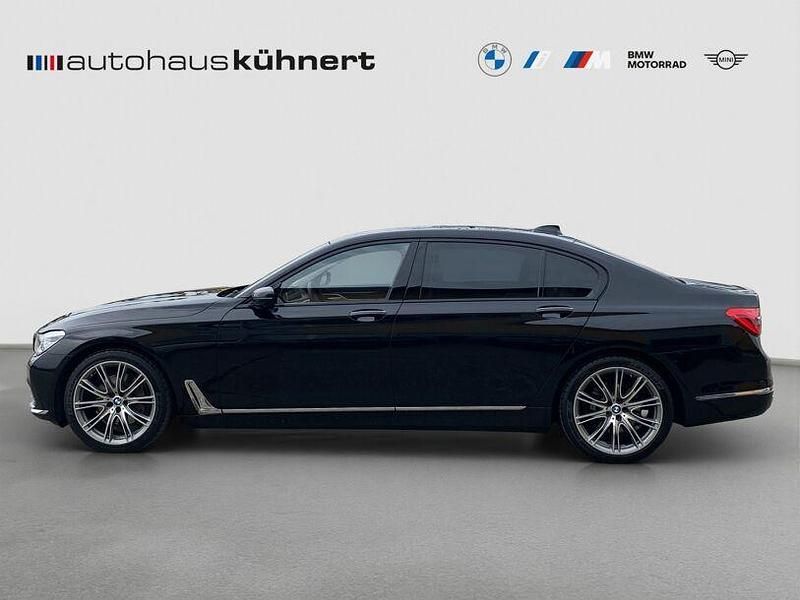 Gebraucht BMW 750L Executive 400 PS (294 kW) 2017 Schwarz Limousine