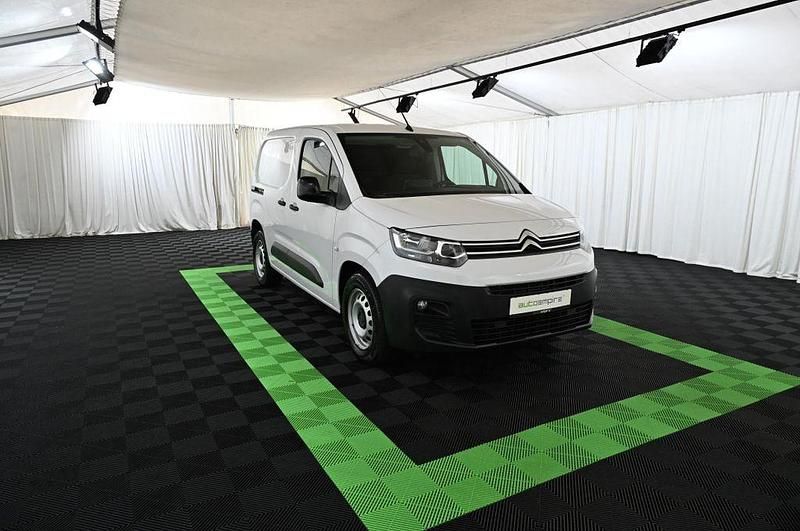 Gebraucht Citroën e-Berlingo 100 kW (136 PS) 2024 Weiß Van / Kleinbus