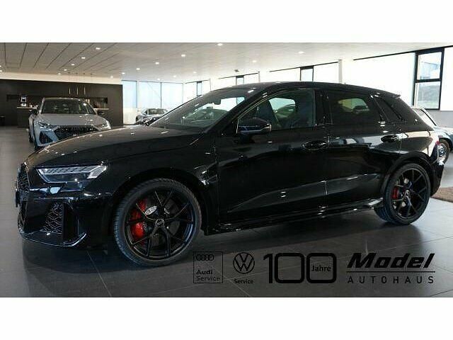 Ny Audi RS3 400 HK (294 kW) 2025 Sort Sedan