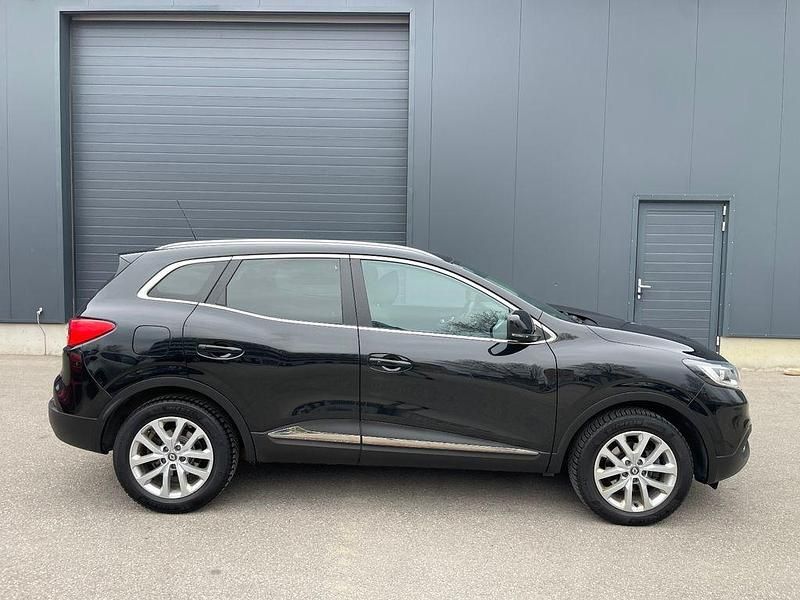 Gebraucht Renault Kadjar Experience 110 PS (80 kW) 2015 Schwarz SUV