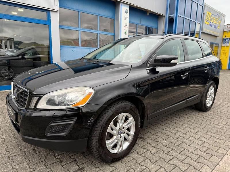 Schwarz Gebraucht 2013 Volvo XC60 Pro SUV | 6.590 € (Superpreis) - Bild 1/4