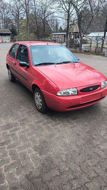 Rot Gebraucht 1999 Ford Fiesta Style Kleinwagen | 800 € (Fairer Preis) - Bild 1/4
