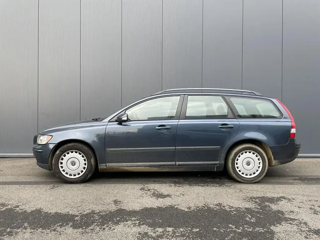 Gebraucht Volvo V50 109 PS (80 kW) 2005 Blau Kombi