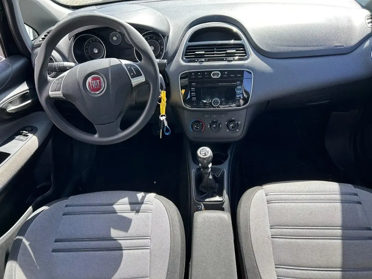 Gebraucht Fiat Punto Evo Dynamic 77 PS (56 kW) 2010 Violet Kleinwagen