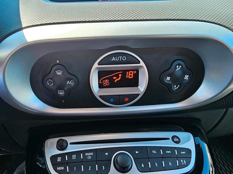 Gebraucht Renault Wind 102 PS (75 kW) 2013 Schwarz Cabrio