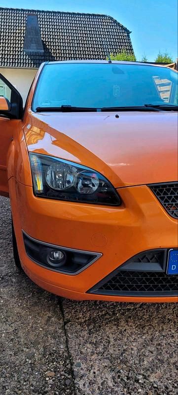 Gebraucht Ford Focus ST 225 PS (165 kW) 2007 Orange Limousine