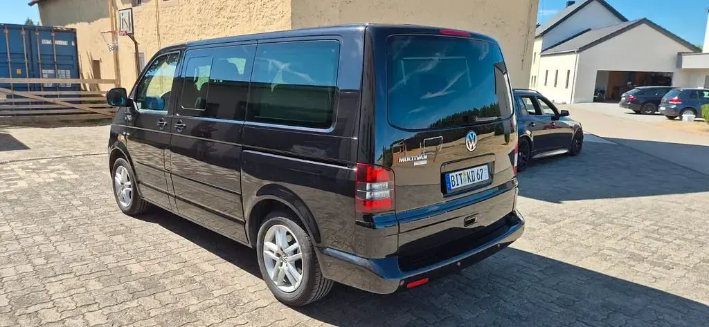 Gebraucht VW Multivan 174 PS (127 kW) 2009 Schwarz Van / Kleinbus