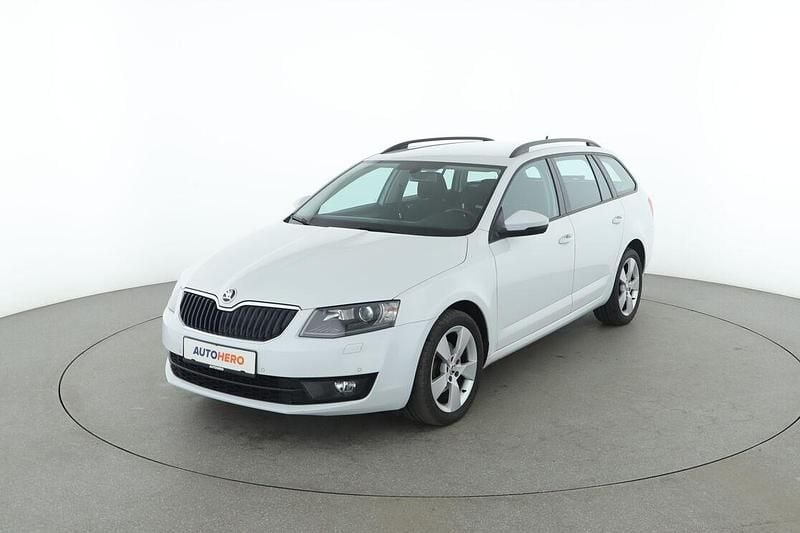 Weiß Gebraucht 2015 Skoda Octavia Style Kombi | 11.670 € (Fairer Preis) - Bild 1/3
