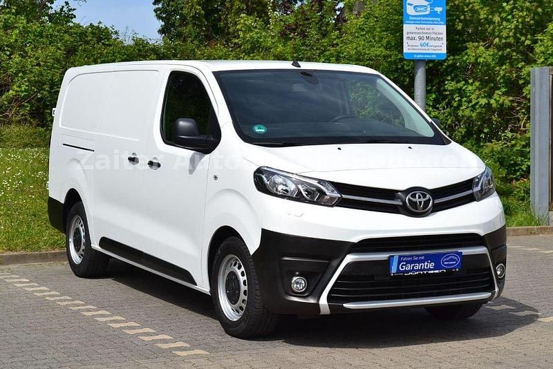 Gebraucht Toyota Proace 150 PS (110 kW) 2020 Weiß Van / Kleinbus