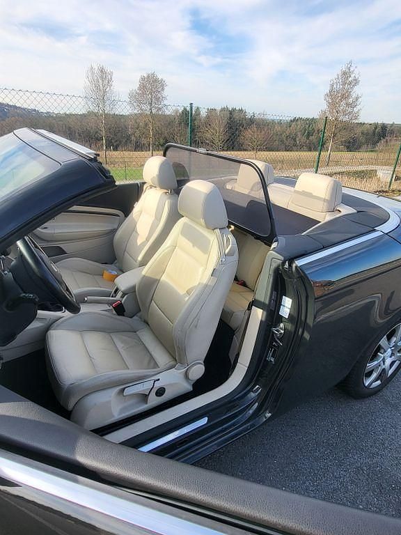 Gebraucht VW Eos 160 PS (117 kW) 2010 Braun Cabrio