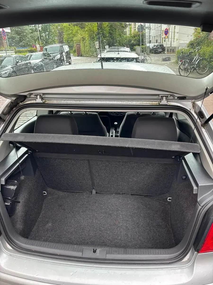 Gebraucht VW Polo Basis 75 PS (55 kW) 2003 Grau Kleinwagen