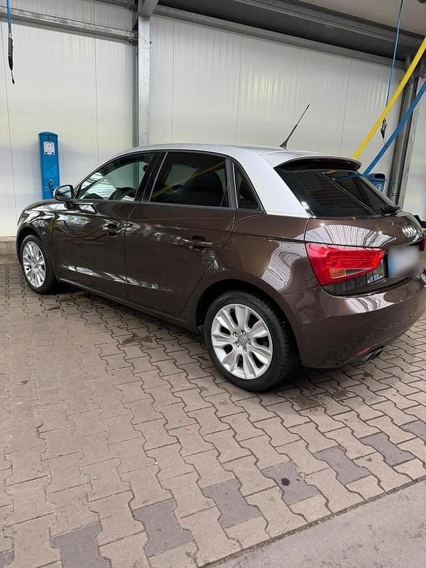Gebraucht Audi A1 122 PS (89 kW) 2014 Braun Kleinwagen