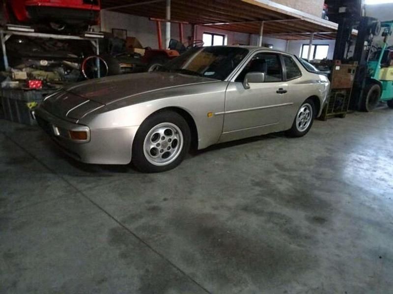 Gebraucht Porsche 944 155 PS (114 kW) 1986 Silber Coupé