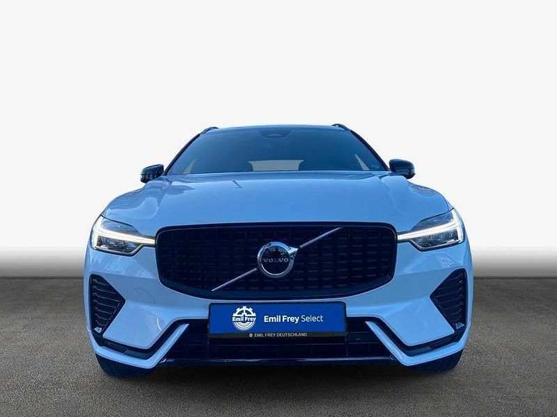 Gebraucht Volvo XC60 Plus 197 PS (144 kW) 2022 Weiß SUV
