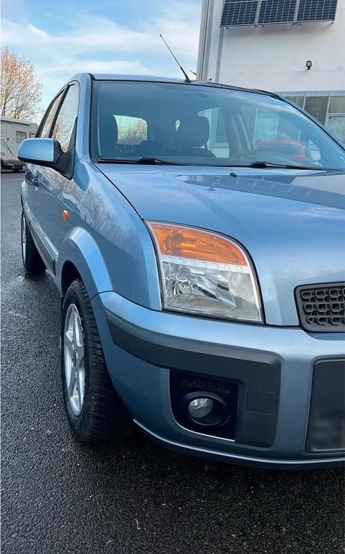 Gebraucht Ford Fusion 80 PS (58 kW) 2006 Blau Kleinwagen