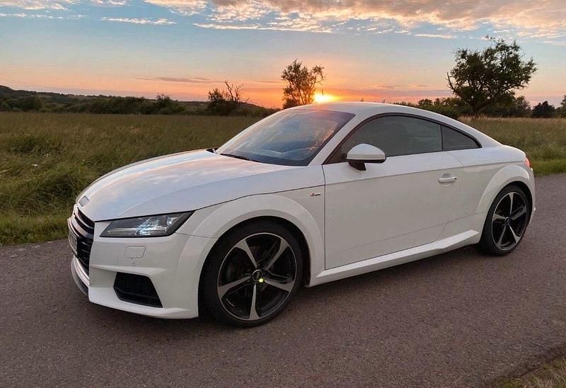 Gebraucht Audi TT S-Line 184 PS (135 kW) 2015 Weiß Coupé