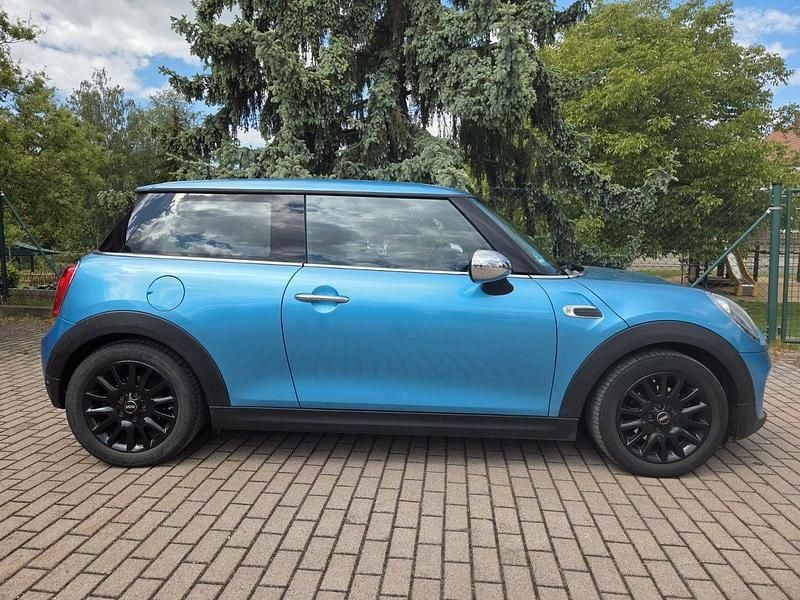 Second-hand Mini One D 95 CP (69 kW) 2016 Albastru Hatchback