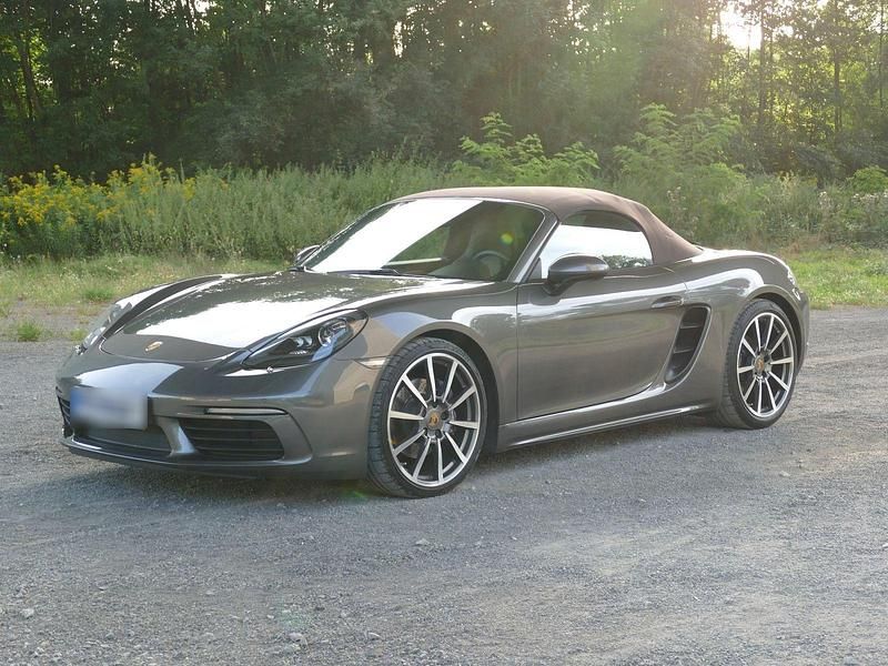 Gebraucht Porsche 718 Chrono 299 PS (219 kW) 2019 Braun Cabrio