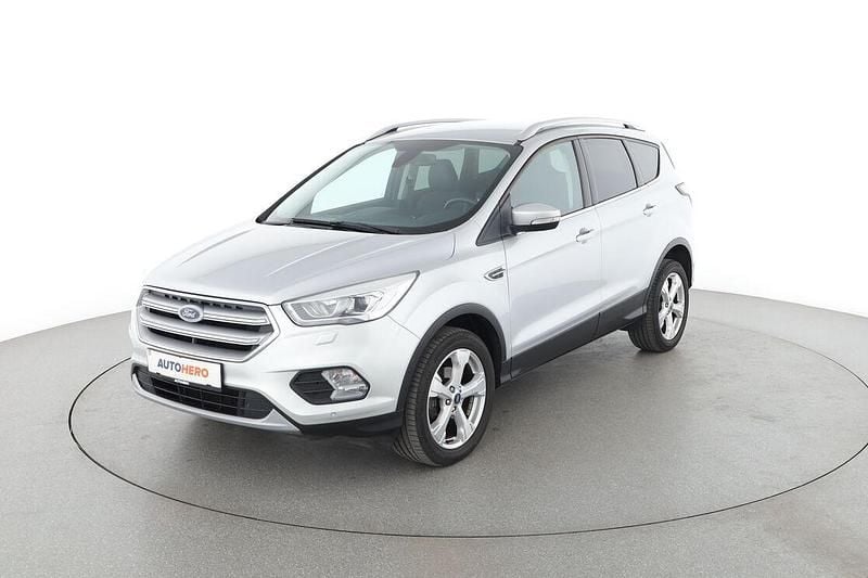 Grau Gebraucht 2018 Ford Kuga Titanium SUV | 14.470 € (Guter Preis) - Bild 1/3