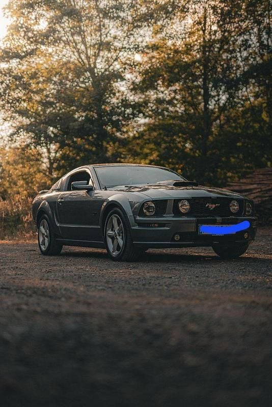 Gebraucht Ford Mustang 305 PS (224 kW) 2008 Grau Coupé