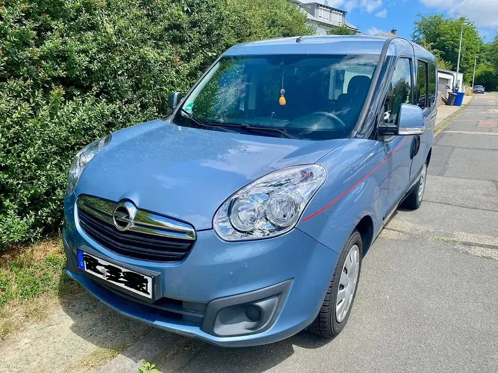 Gebraucht Opel Combo Edition 95 PS (69 kW) 2012 Blau Van / Kleinbus