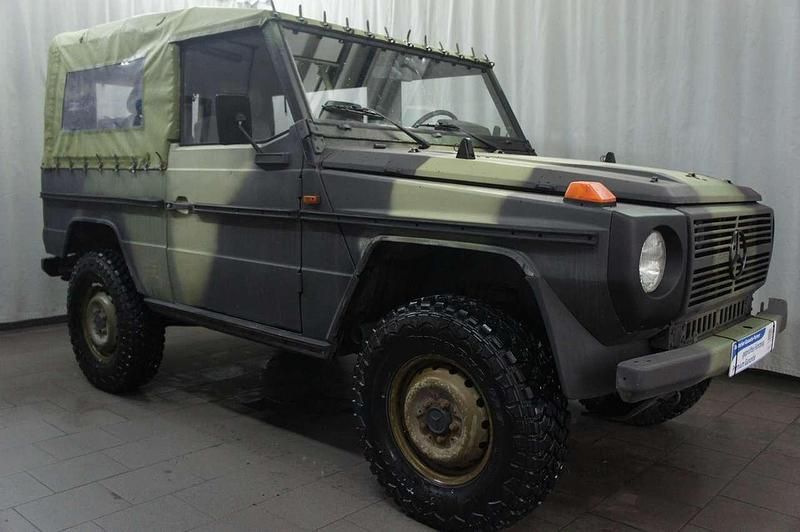 Grün Gebraucht 1988 Mercedes G240 SUV | 24.990 € - Bild 1/3