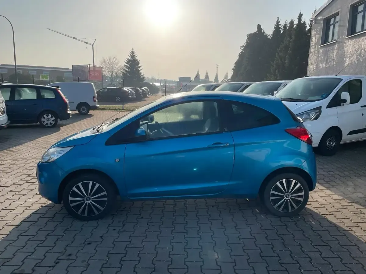 Gebraucht Ford Ka Titanium 69 PS (50 kW) 2010 Blau Kleinwagen