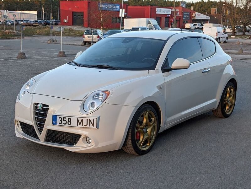 Gebraucht Alfa Romeo MiTo 155 PS (114 kW) 2009 Weiß Kleinwagen