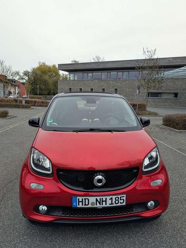 Second-hand Smart ForFour Prime 71 CP (52 kW) 2015 Roșu Hatchback