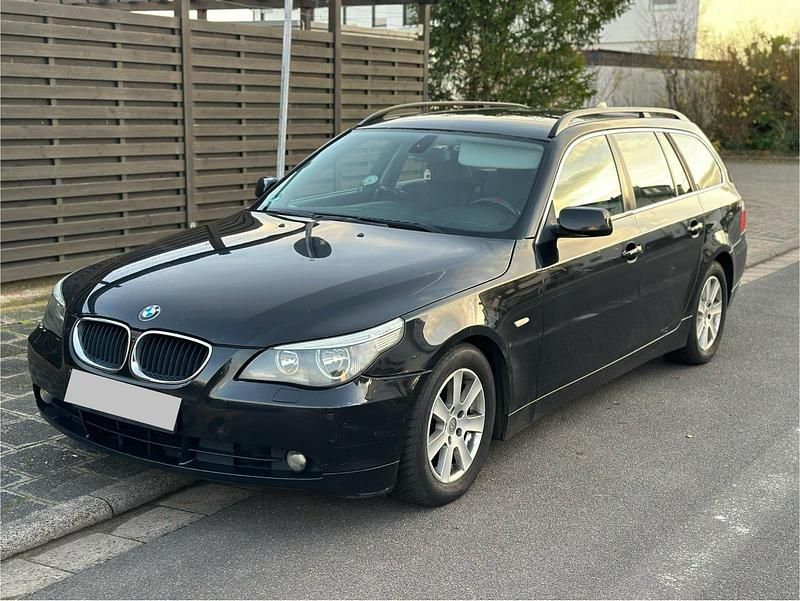 Schwarz Gebraucht 2025 BMW 525 Kombi | 2.700 € - Bild 1/4