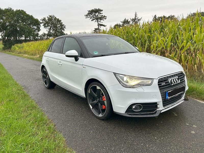 Weiß Gebraucht 2014 Audi A1 Sportback S-Line Kleinwagen | 12.100 € (Fairer Preis) - Bild 1/4