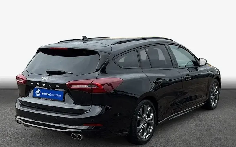 Gebraucht Ford Focus ST-Line X 115 PS (84 kW) 2025 Schwarz Kombi